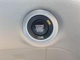 Thumbnail of 2017 Bright White Clearcoat Chrysler Pacifica