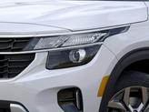 Thumbnail of 2025 Snow White Kia Seltos