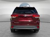 Thumbnail of 2017 Ooh La La Rouge Mica Toyota Highlander