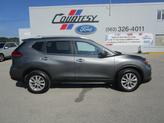 Thumbnail of 2017 Gun Metallic Nissan Rogue