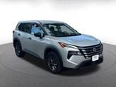 Photo of 2024 Brilliant Silver Metallic Nissan Rogue