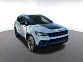 Photo of 2025 Bright White Clearcoat Jeep Compass