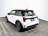 Thumbnail of 2025 White Metallic MINI Hardtop