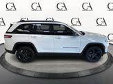 Thumbnail of 2023 Bright White Clearcoat Jeep Grand Cherokee
