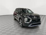 Thumbnail of 2025 Black Mitsubishi Outlander