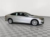Thumbnail of 2022 Silver Ice Metallic Chevrolet Malibu