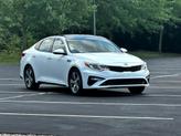 Thumbnail of 2019 Snow White Pearl Kia Optima