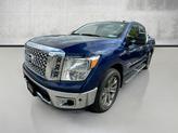 Photo of 2018 Deep Blue Pearl Nissan Titan