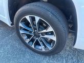 Thumbnail of 2021 Bright White Clearcoat Jeep Grand Cherokee L