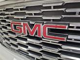 Thumbnail of 2019 Summit White GMC Yukon XL