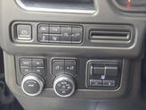 Thumbnail of 2022 Onyx Black GMC Yukon