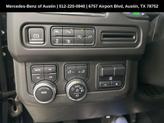 Thumbnail of 2022 Onyx Black GMC Yukon