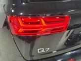 Thumbnail of 2019 Orca Black Metallic Audi Q7