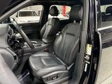 Thumbnail of 2019 Orca Black Metallic Audi Q7
