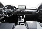 Thumbnail of 2022 Snow White Pearl Kia Seltos