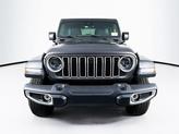 Thumbnail of 2025 Granite Crystal Metallic Clearcoat Jeep Wrangler