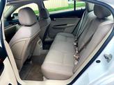 Thumbnail of 2009 Polar White Saturn Aura