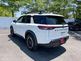 Thumbnail of 2024 Glacier White Nissan Pathfinder