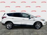 Thumbnail of 2017 White Ford Escape