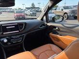 Thumbnail of 2023 Bright White Clearcoat Chrysler Pacifica