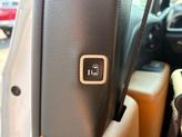 Thumbnail of 2023 Bright White Clearcoat Chrysler Pacifica