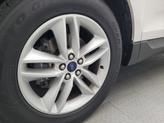 Thumbnail of 2017 White Ford Edge