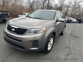 Thumbnail of 2014 Bright Silver Kia Sorento