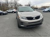 Thumbnail of 2014 Bright Silver Kia Sorento