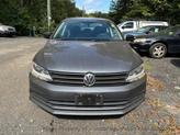Thumbnail of 2015 Platinum Gray Metallic Volkswagen Jetta