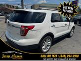Thumbnail of 2014 White Platinum Metallic Tri-Coat Ford Explorer