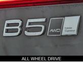 Thumbnail of 2023 Onyx Black Metallic Volvo XC60