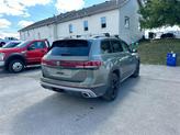 Thumbnail of 2024 Avocado Green Pearl Volkswagen Atlas