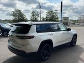 Thumbnail of 2021 Bright White Clearcoat Jeep Grand Cherokee L