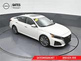 Thumbnail of 2024 White Nissan Altima