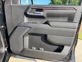 Thumbnail of 2024 Onyx Black GMC Sierra 1500