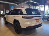 Thumbnail of 2023 Bright White Clearcoat Jeep Grand Cherokee