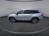 Thumbnail of 2021 Lunar Silver Metallic Honda Pilot