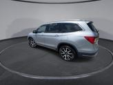 Thumbnail of 2021 Lunar Silver Metallic Honda Pilot