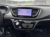 Thumbnail of 2022 Brilliant Black Crystal Pearlcoat Chrysler Pacifica Hybrid