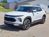 Thumbnail of 2026 Summit White Chevrolet Trailblazer