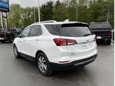 Thumbnail of 2022 Iridescent Pearl Tricoat Chevrolet Equinox