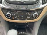 Thumbnail of 2022 Iridescent Pearl Tricoat Chevrolet Equinox