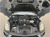 Thumbnail of 2017 Rhodium Silver Metallic Porsche Macan