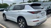 Thumbnail of 2025 White Diamond Mitsubishi Outlander