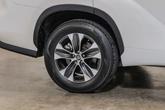 Thumbnail of 2021 White Toyota Highlander Hybrid