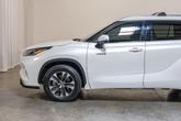 Thumbnail of 2021 White Toyota Highlander Hybrid