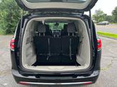 Thumbnail of 2024 Diamond Black Crystal Pearlcoat Chrysler Pacifica
