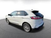 Thumbnail of 2024 Oxford White Ford Edge