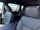 Thumbnail of 2025 Summit White GMC Acadia