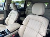 Thumbnail of 2025 White Platinum Metallic Tri-Coat Lincoln Nautilus